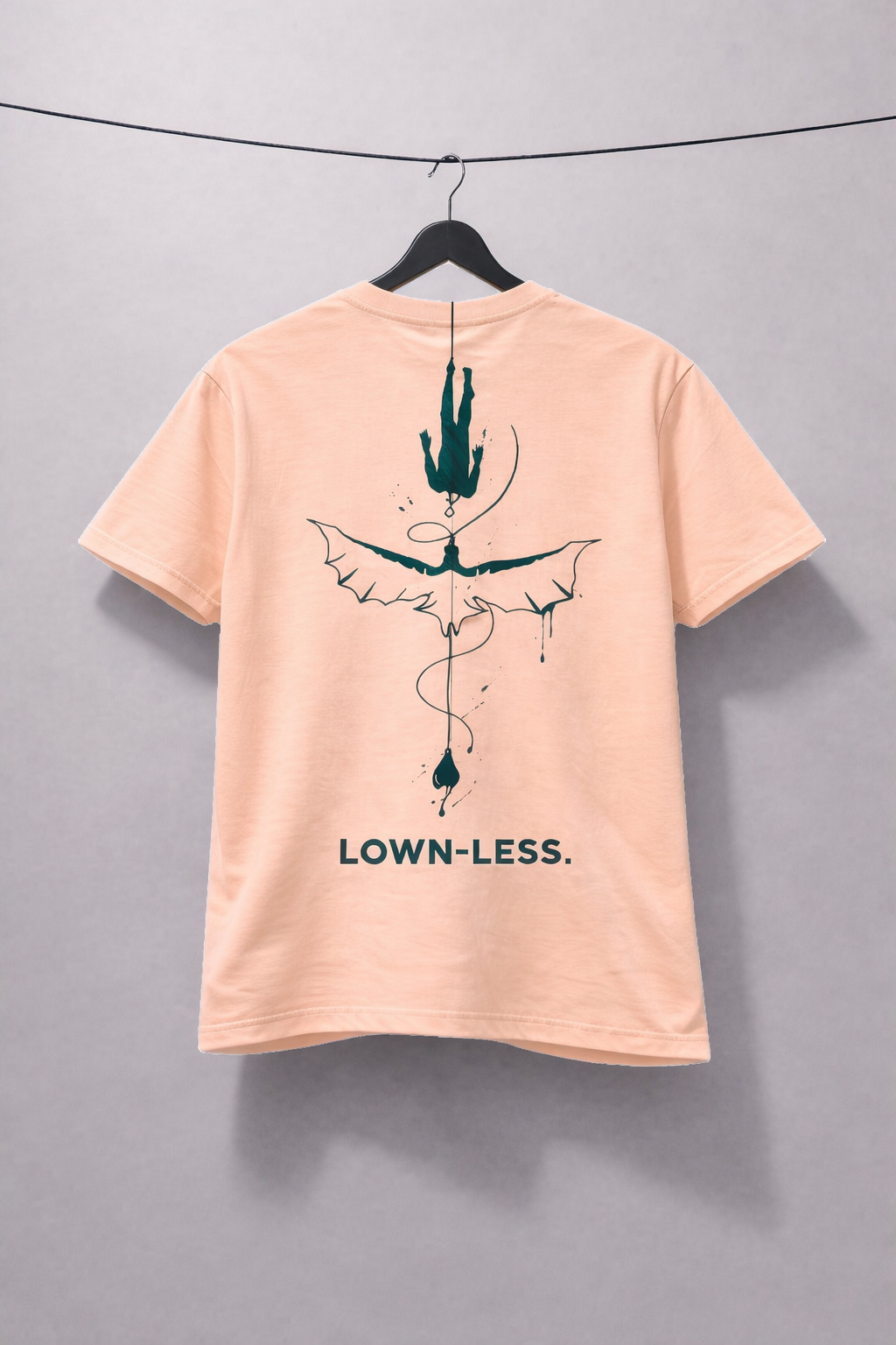 LOWN Alpha Wolf Graphic T-Shirt